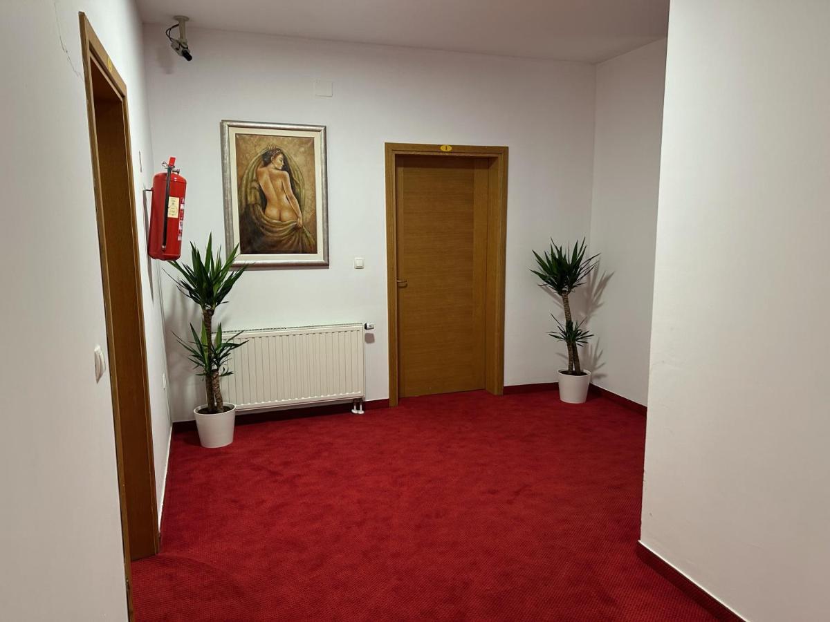 Rooms Laguna Sesvete Luaran gambar
