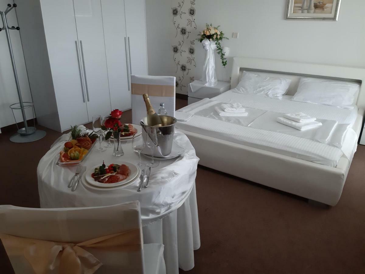 Rooms Laguna Sesvete Luaran gambar